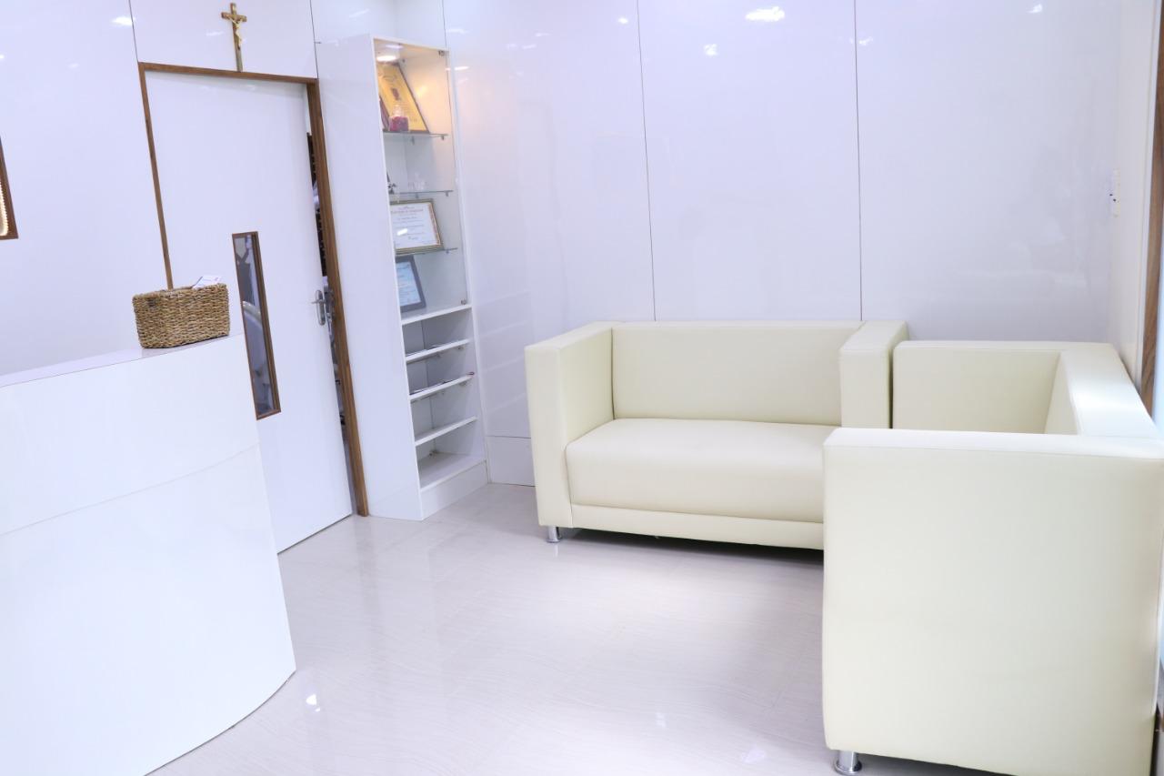Waiting lounge
